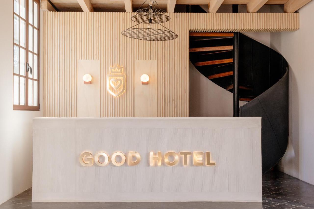 Good Hotel Antigua Bagian luar foto