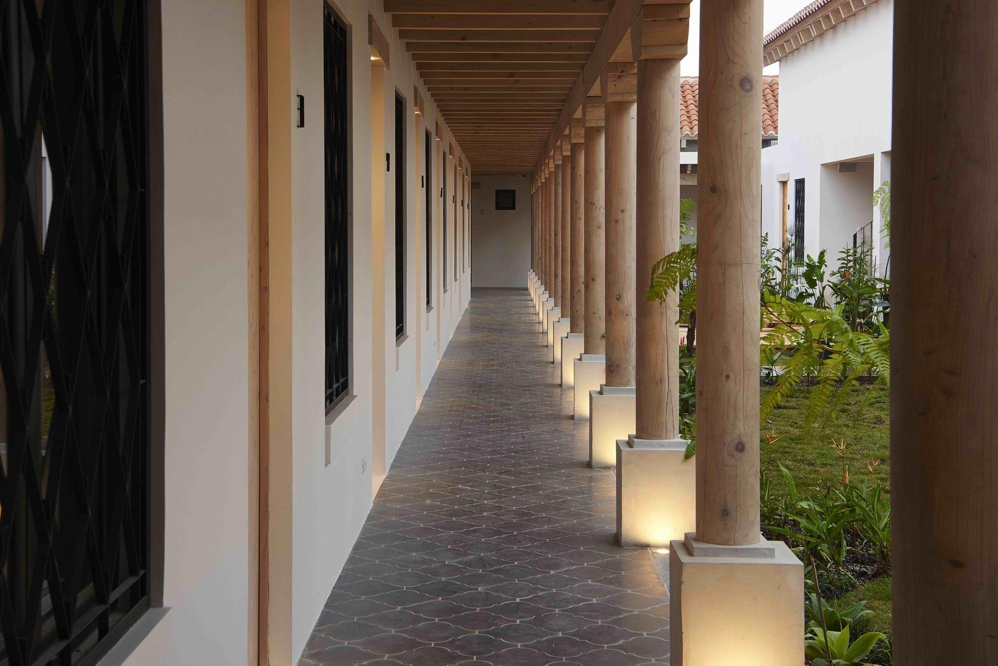 Good Hotel Antigua Bagian luar foto