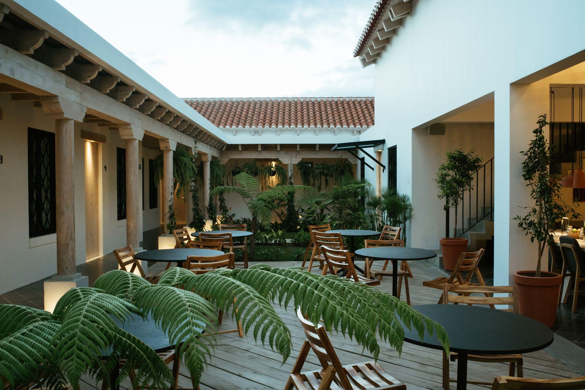 Good Hotel Antigua Bagian luar foto